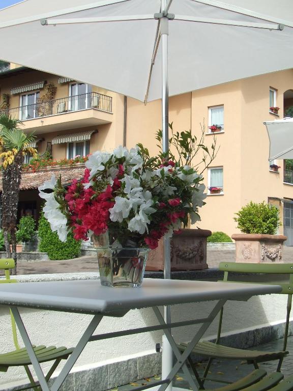 Villa Edy Apartments Tremezzina Pokoj fotografie